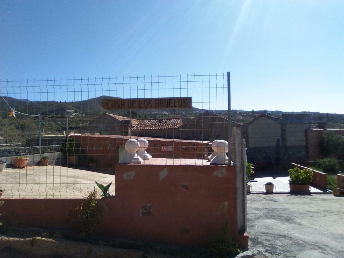 Casa De Los Abuelos Vilaflor Exterior photo